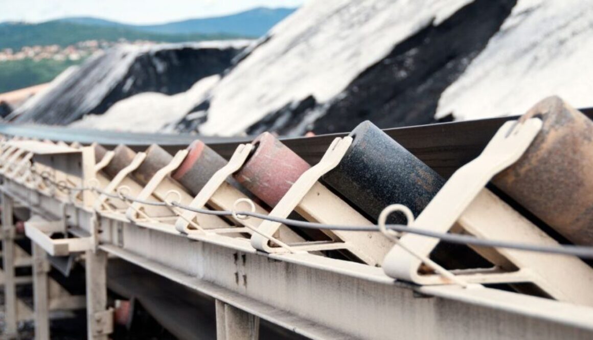 Tramp Metal in Conveyor Systems